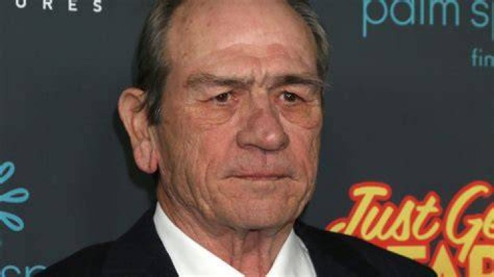 Tommy Lee Jones Diagnosed With Dementia: What You Need To Know