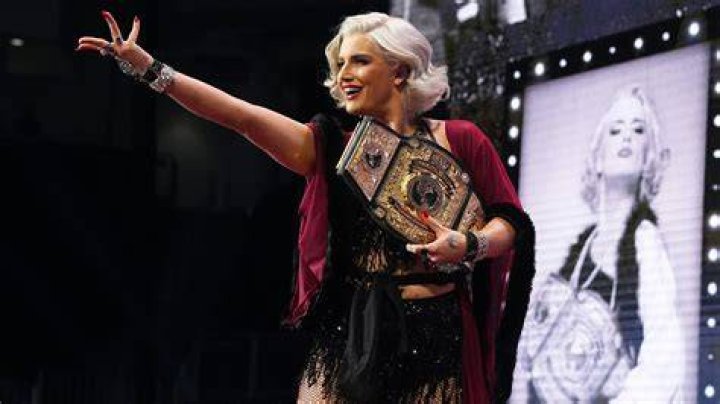 toni storm aew dynamite