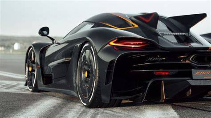Top 10 Fast Cars in United States