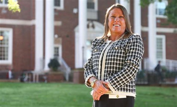 [Tragic loss] Samantha Swift’s obituary: Interim Vice President for Advancement at Slippery Rock University, has passed away