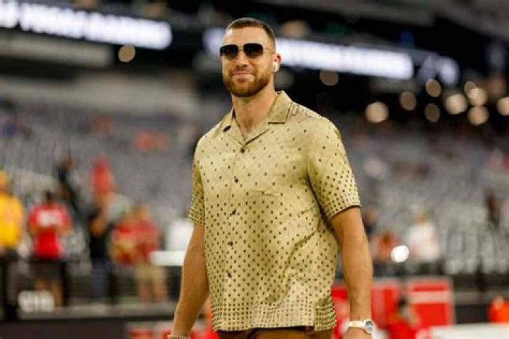 Travis Kelce Girlfriend, Net Worth 2023, Age, Parents, Height, Brother