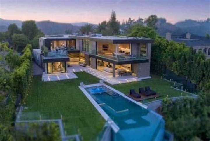 Trevor Noah's house 2022: List of all houses South African comedian owns