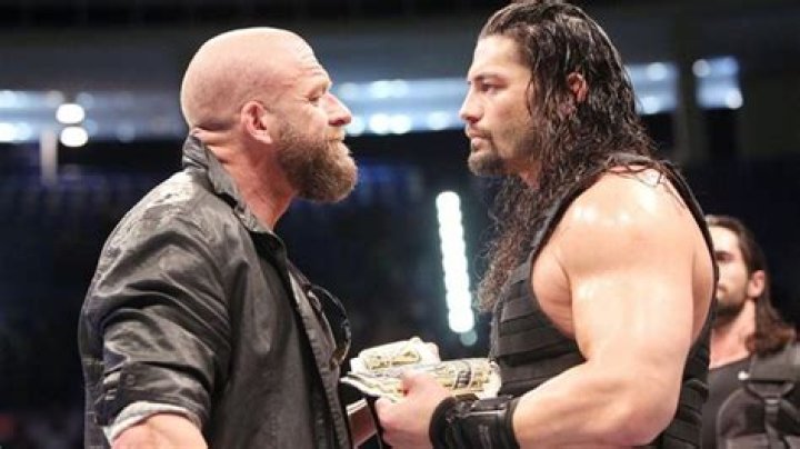 Triple H v Roman Reigns WrestleMania 32