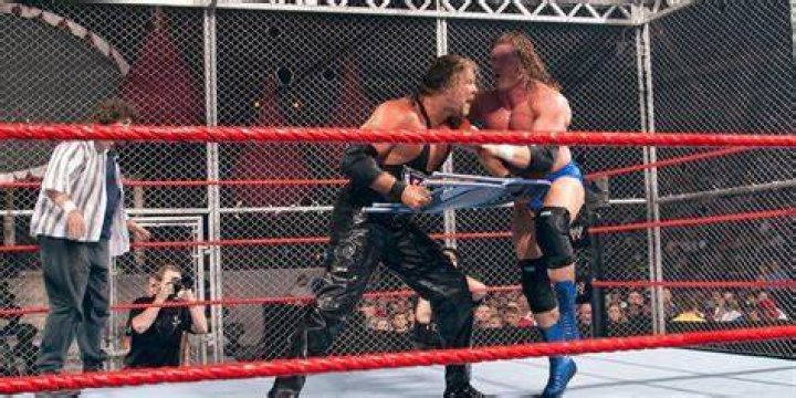 Triple H vs Kevin Nash Hell in a Cell