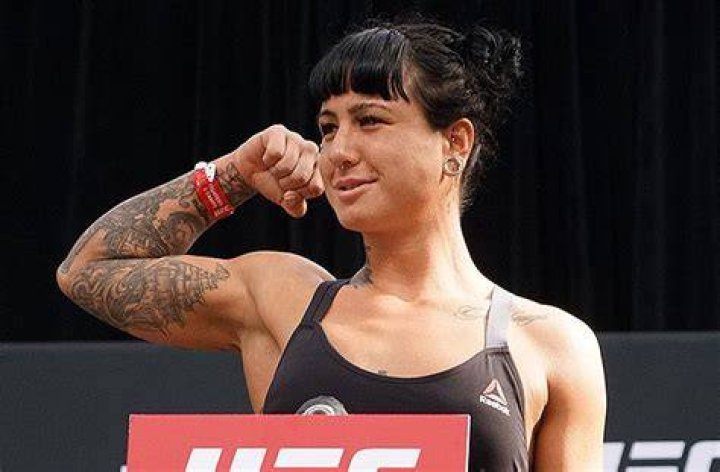UFC Fight Night – Ashlee Evans-Smith vs Norma Dumont Viana: Prediction and
Analysis