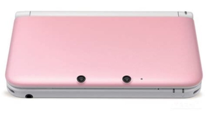 UK to be treated to pink 3DS XL next month