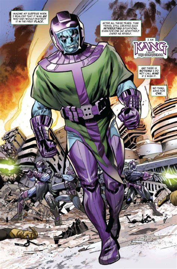 Ultimate Comics Kang fighting Ultimate Hulk from Marvel Comics.