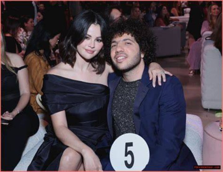 Unraveling The Enigma: Selena Gomez's Pregnancy Rumors Examined
