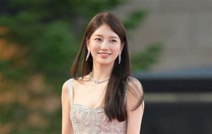 Unveiling Suzy Bae's Dating History: A Journey Through Love And Relationships