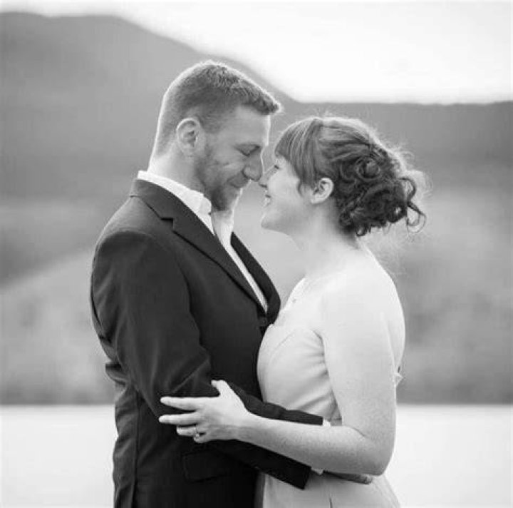 Unveiling The Life Of Steve Wallis' Wife: A Deep Dive Into Their Relationship