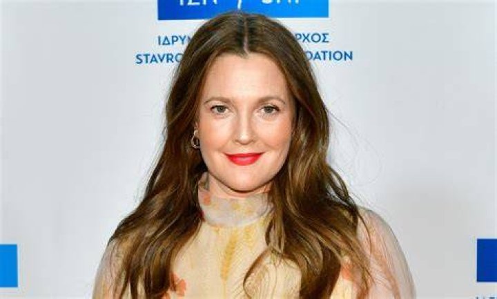 Unveiling The Weight Of Drew Barrymore: How Much Does She Weigh?