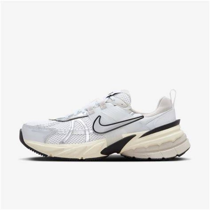 V2K Run Sneakers