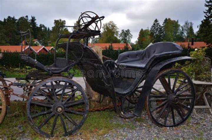 Vehicle, Mode of transport, Carriage, Vintage car, Cart, Horse and buggy, Wagon, Car, 