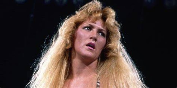 Velvet McInTyre Cropped