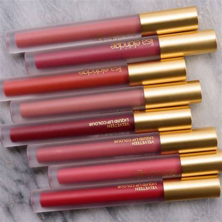 Velveteen Liquid Lip Colour in Dragon
