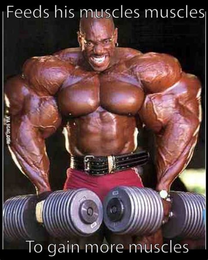 Video, Buff man, ripped, funny, hilarious, ridiculous, social media reactions