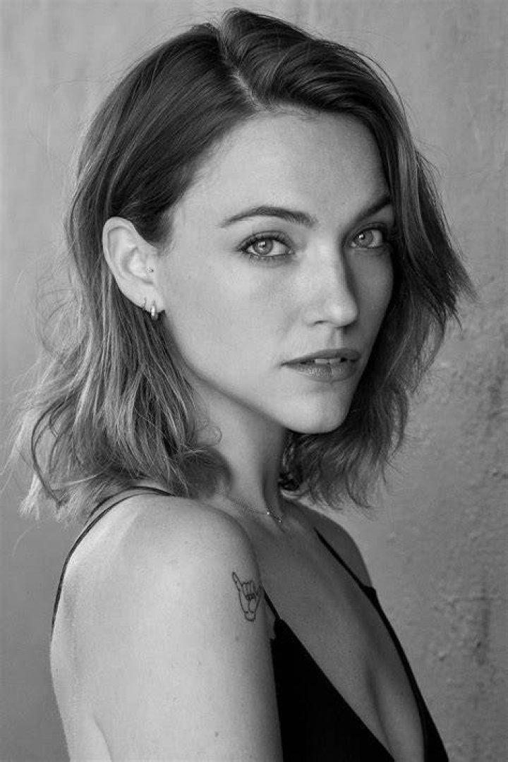Violett Beane vermogen, salaris, huis, auto, familie & Vriend 2018 Muzul
