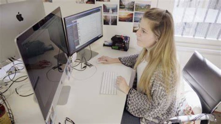 Virtual Fashion Internship | World Endeavors
