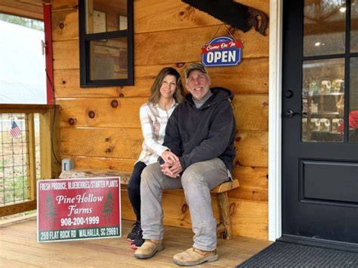 Visit Pine Hollow, The Only Winery in Las Vegas