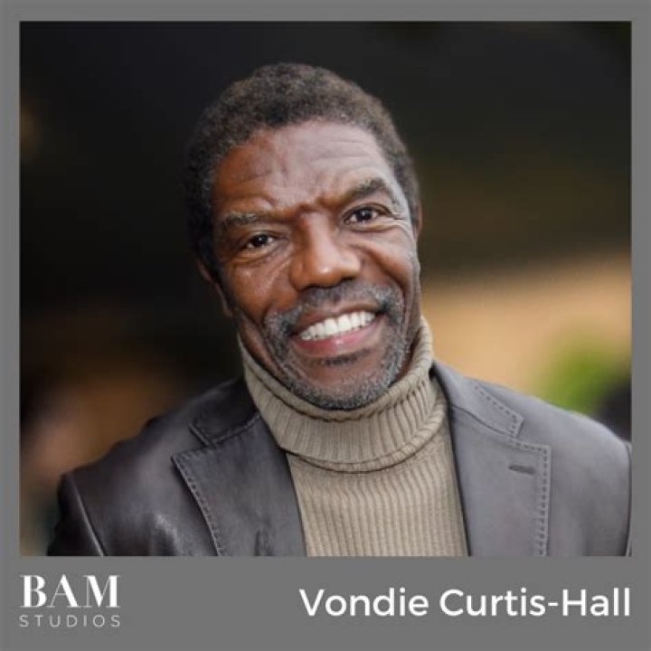 Vondie Curtis Hall as Judge Nicholas Byrne standing in robe and court For the People