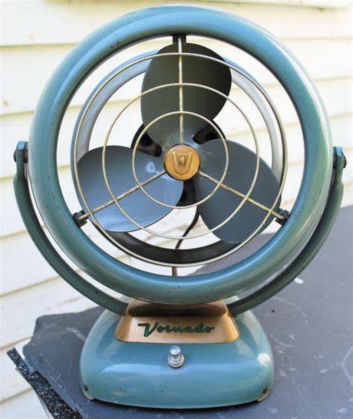 Vornado Vintage Personal Fan