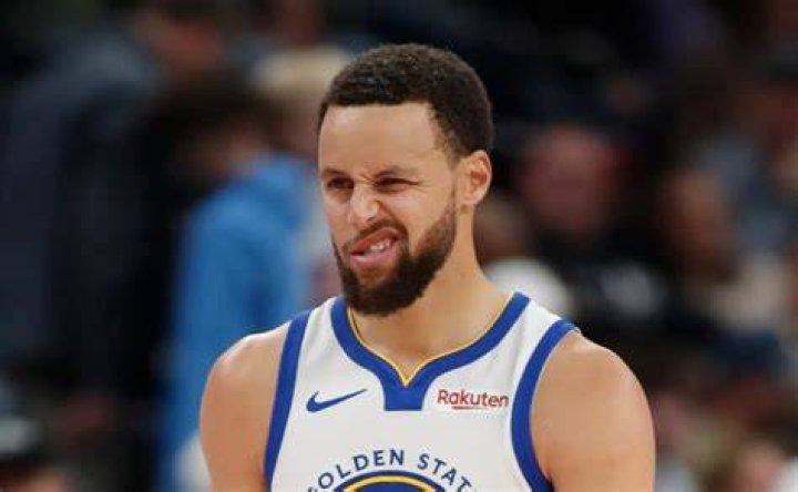 Warriors Injury Update: Will Stephen Curry Return to the Golden State Line Up
Tonight vs the Thunder?