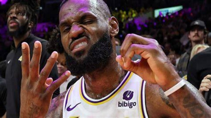 Watch LeBron 40,000 Points Game Online