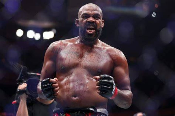 “What Did Francis or Usman or Izzy or Aljo Say” – Jon Jones’ Peculiar Tweet Puts
UFC Fans in Skepticism