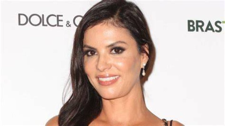 What Happened To Show Alum Adriana De Moura