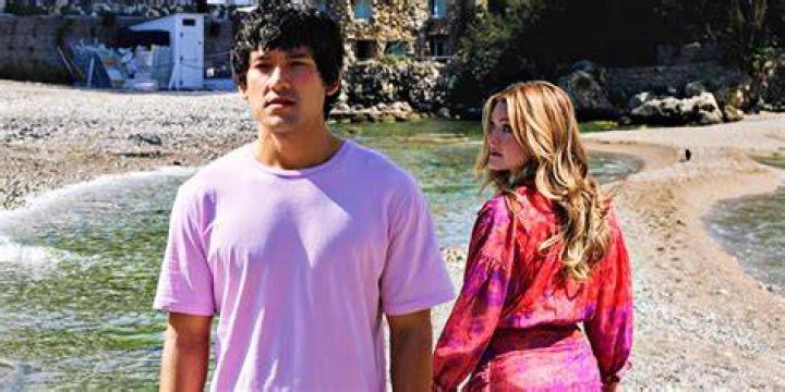 What Really Happened With Ethan & Daphne In The White Lotus S2 Finale?