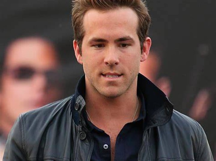 What religion is Ryan Reynolds?