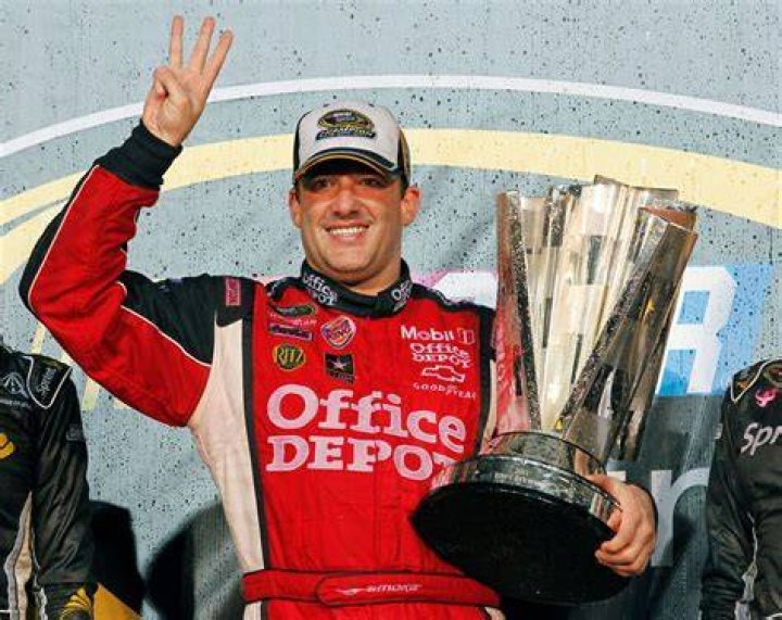 Where Does NASCAR Hall of Famer Tony Stewart Live? What’s the Story Behind the
Most Expensive Property in Indiana History?