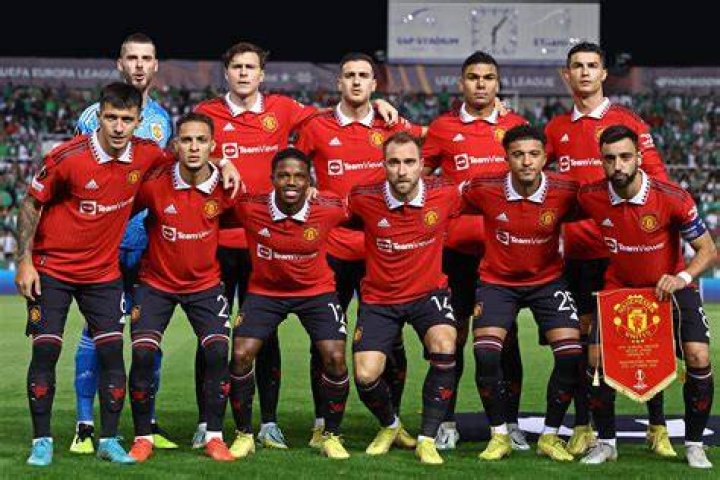 who are manchester united's rivals?
