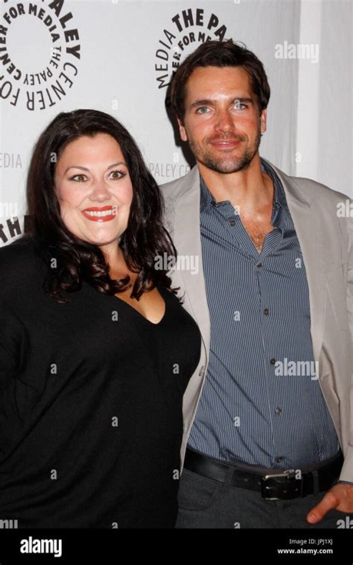 Who is Brooke Elliott Husband? Wedding, Weight Loss, Bio