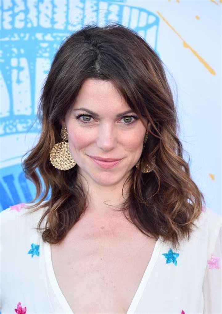 Who is Courtney Henggeler? Age, children, husband, height, movies