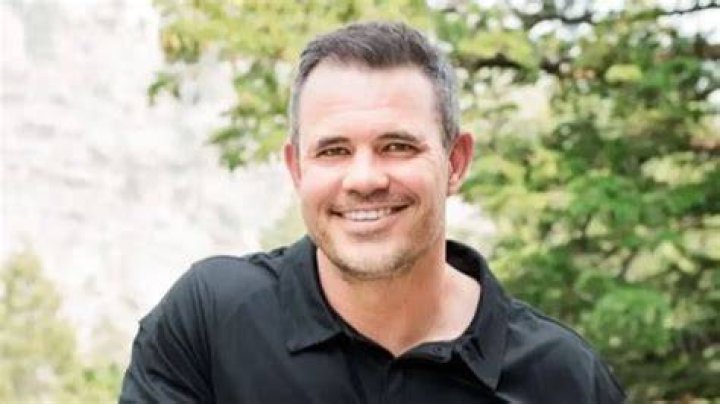 Who Is Dream Home Makeover Tyler Farrell Wife, Daile Farrell?