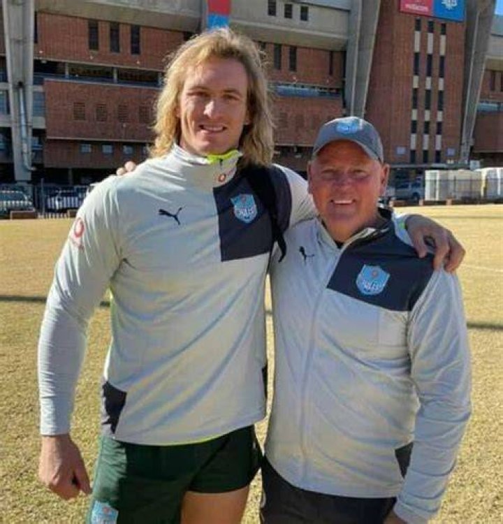 Who is Jacques du Plessis? Age, wife, education, current team, profiles