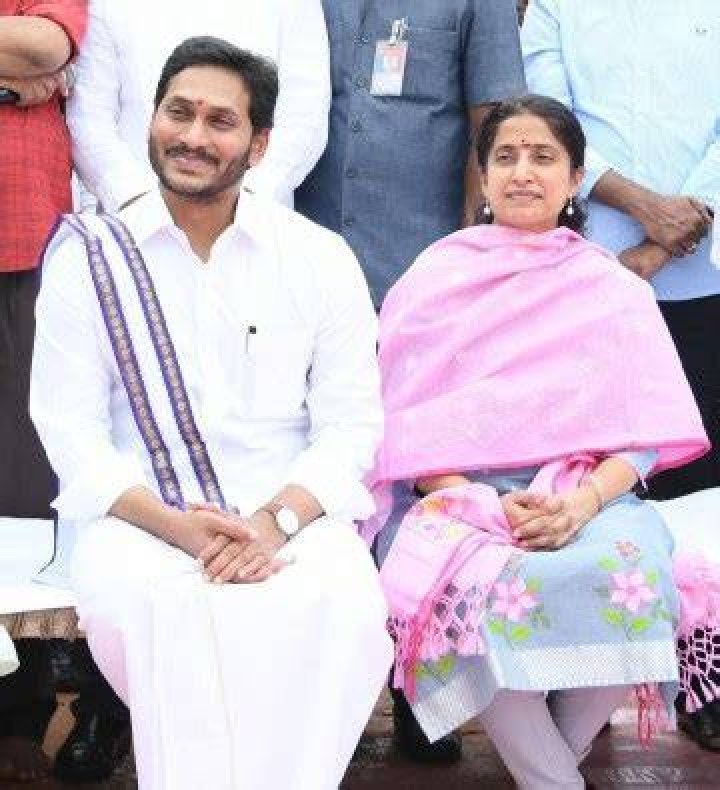 Who is the wife of YS Jagan Mohan Reddy?, Net Worth 2023, Age, Parents, Children