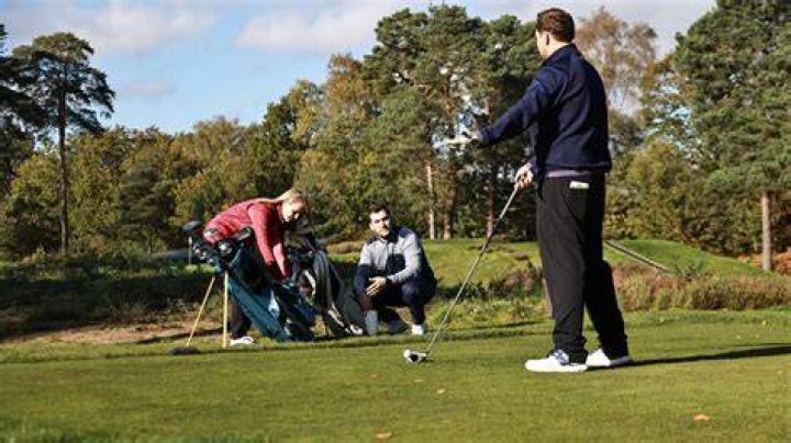 Why Everyone Should Realise That It’s Ok To Stop Playing Golf To Save You From Burnout 