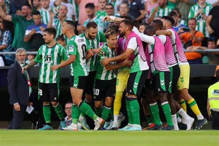 Why Real Betis' goal v Man Utd was allowed to stand despite handball in build-up
