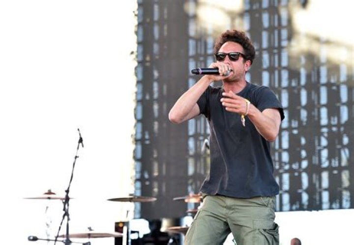 Zack de la Rocha height